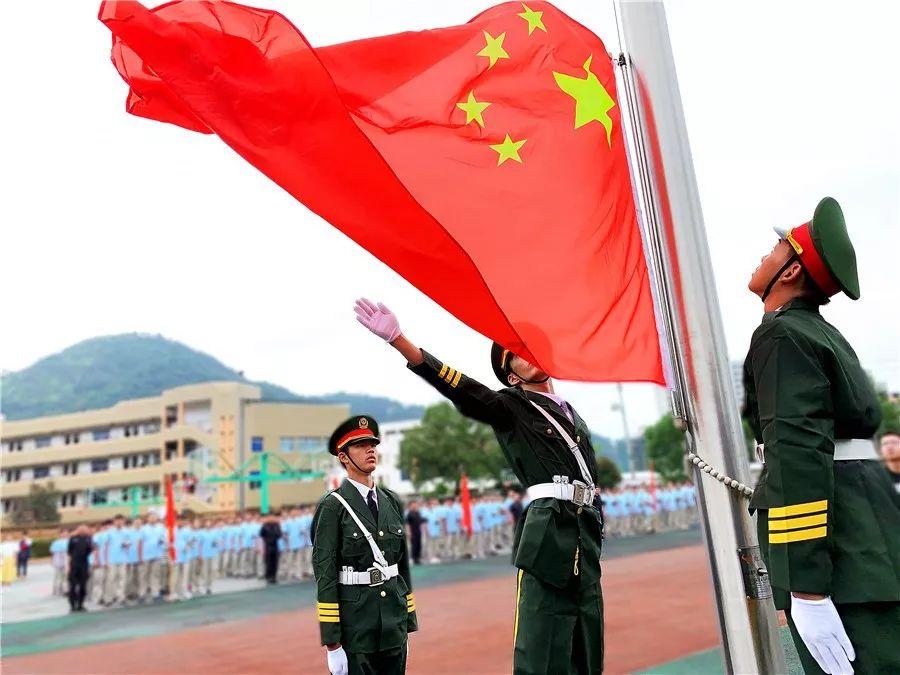 半夏投资掌门人李蓓公开道歉，承认投资失误并启动战术性减仓